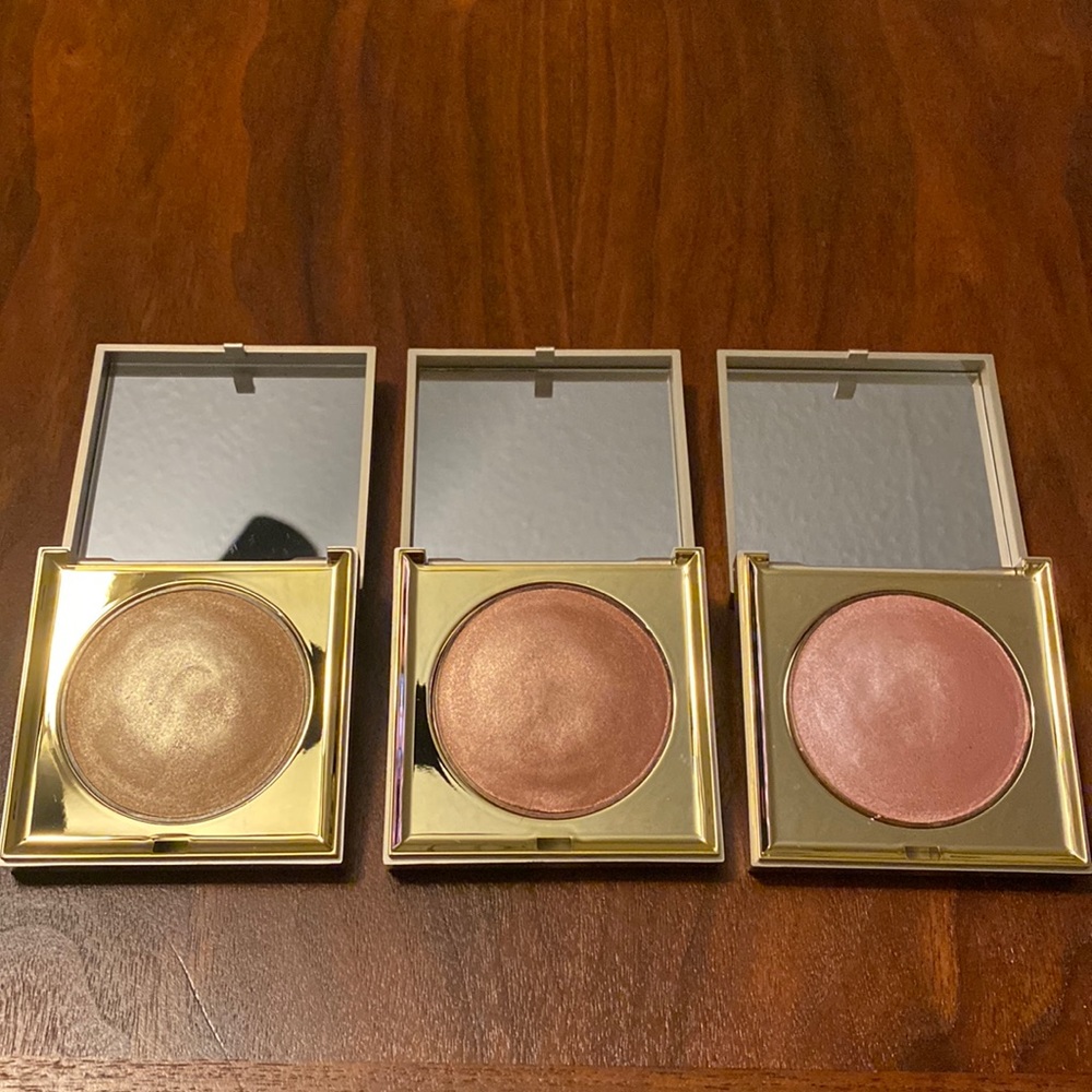 Stila Heaven’s hue highlighter bundle